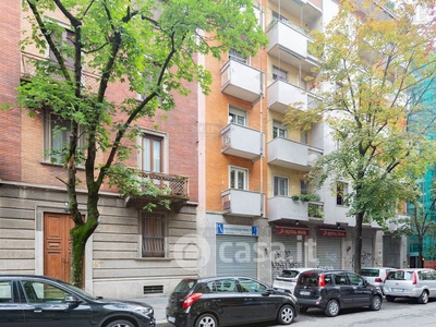 Appartamento in Vendita in Via Eugenio Carpi 24 a Milano