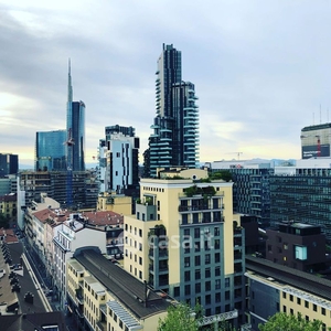 Appartamento in Vendita in Via Filippo Turati a Milano