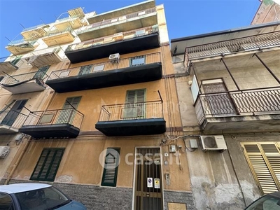 Appartamento in Vendita in Via Fiumefreddo a Palermo