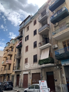 Appartamento in Vendita in Via Flavio Gioia a Palermo
