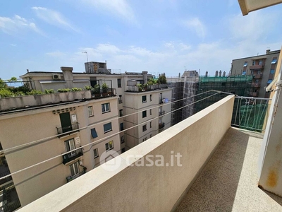 Appartamento in Vendita in Via Fratelli Canale 36 a Genova