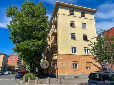 Appartamento in Vendita in Via Giacomo Dina 64 a Torino