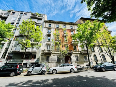 Appartamento in Vendita in Via Giovanni da Procida 2 a Milano