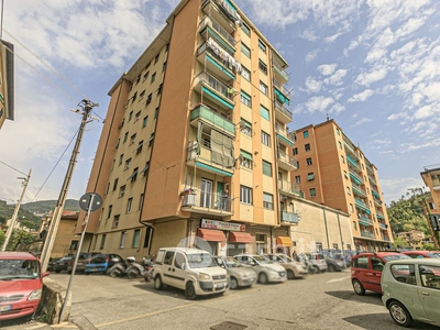 Appartamento in Vendita in Via Giovanni Trossarelli 3 a Genova