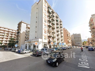 Appartamento in Vendita in Via Giuseppe Arcoleo 29 a Palermo