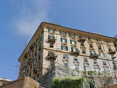 Appartamento in Vendita in Via Giuseppe Avezzana 3 B a Genova