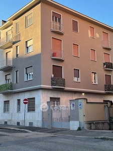 Appartamento in Vendita in Via La Loggia 21 a Torino