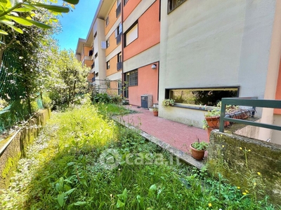 Appartamento in Vendita in Via Mario Sordi a Genova