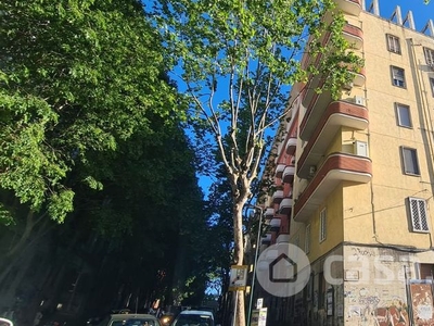 Appartamento in Vendita in Via Massimo Stanzione a Napoli