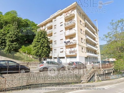 Appartamento in Vendita in Via Ortigara 4 a Genova