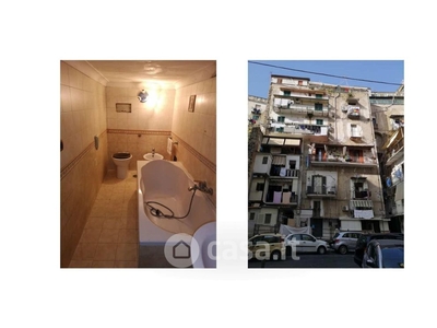 Appartamento in Vendita in Via Pallonetto Santa Lucia 51 a Napoli