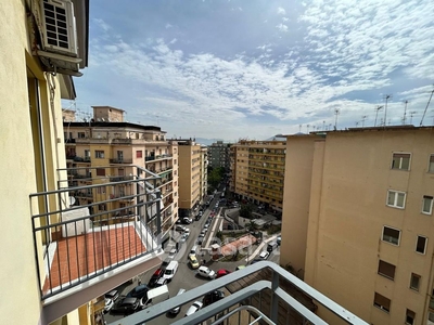 Appartamento in Vendita in Via Raffaele Libroia 7 a Napoli