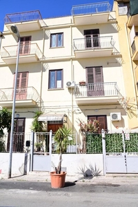 Appartamento in Vendita in Via San Ciro 45 a Palermo