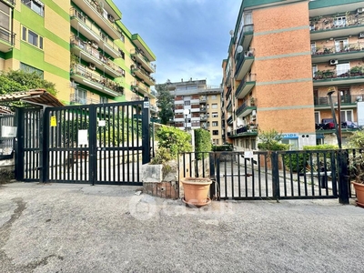 Appartamento in Vendita in Via San Domenico 93 a Napoli