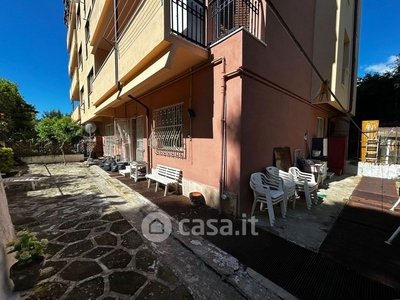 Appartamento in Vendita in Via Sigismondo Muscola a Genova