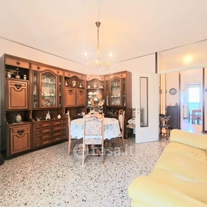 Appartamento in Vendita in Via Viterbo 37 a Milano