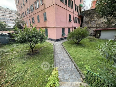 Appartamento in Vendita in Viale Aspromonte a Genova
