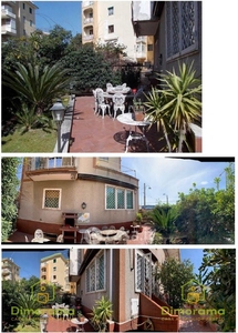 Appartamento in Vendita in Viale Colli Aminei 24 a Napoli