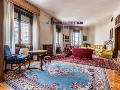 Appartamento in Vendita in Viale Tunisia 25 a Milano