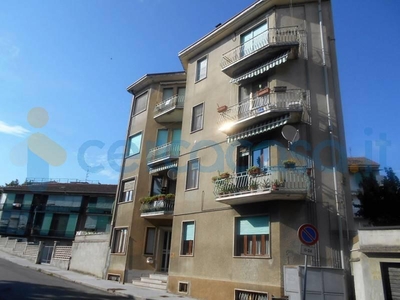 Appartamento Trilocale in ottime condizioni, in vendita in Via Matteotti, Casale Monferrato