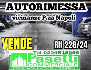 Attività/Licenza commerciale in Vendita in Via Lorenteggio 33 a Milano
