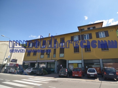 Bilocale arredato in affitto, Lecco maggianico