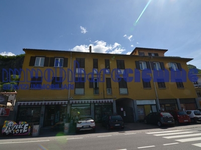Bilocale in Affitto a Lecco, zona Maggianico, 600€, 58 m², arredato
