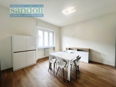 Bilocale in Affitto a Vercelli, zona Semicentro, 600€, 70 m², arredato