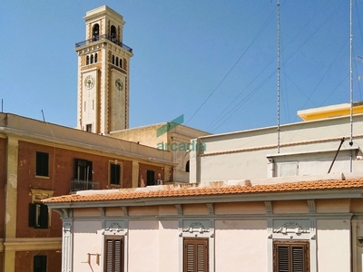 Bilocale in Vendita a Bari, zona Madonnella, 160'000€, 65 m²
