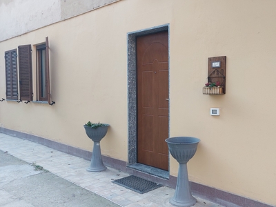 Casa indipendente arredata in affitto a Pavia