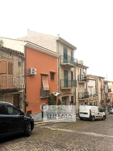 Casa indipendente in Vendita in Via Greco Emanuele 32 a Lascari