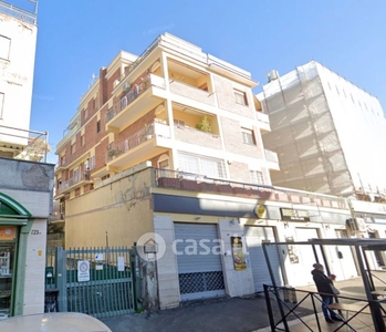 Casa indipendente in Vendita in Via Suor Maria della Passione Beata 230 a Napoli