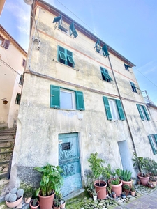 Casa semi indipendente in vendita a Vezzano Ligure La Spezia Valeriano