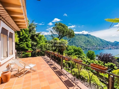 Esclusiva villa di 360 mq in vendita Via Roncate, Como, Lombardia