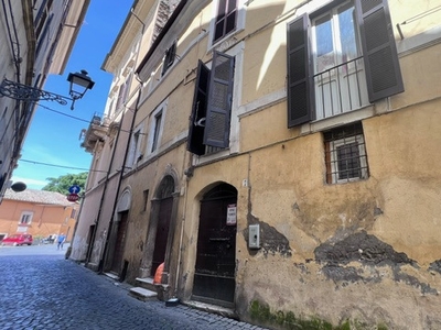 Magazzino in vendita a Civita Castellana