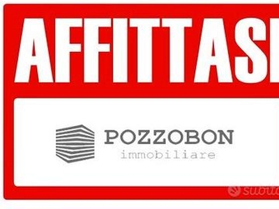 Montebelluna, semicentro - Ufficio o negozio