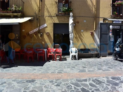 Negozio in ottime condizioni, in vendita in Piazza Umberto I° 28, San Marco Argentano