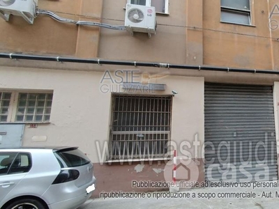 Negozio/Locale commerciale in Vendita in Via Pasquale Pastorino 34 piano t a Genova