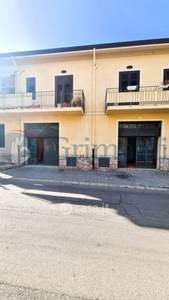 Negozio/Locale commerciale in Vendita in Via Vittorio Emanuele Orlando a Santa Flavia