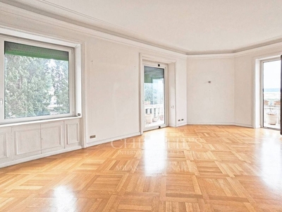 Prestigioso appartamento di 180 m² in vendita Via San Valentino, Roma, Lazio