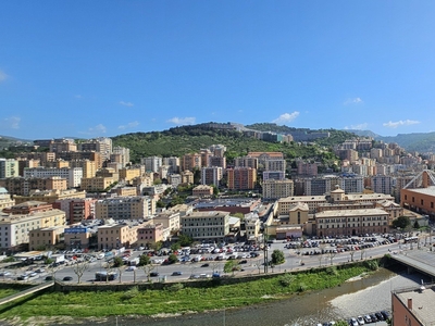 Quadrilocale di 68 m² a Genova