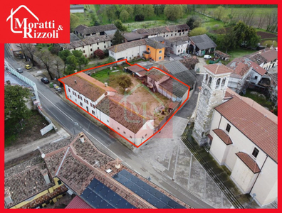 Rustico / Casale in vendita a Bicinicco - Zona: Felettis