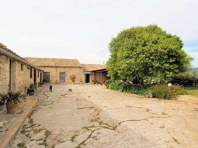 Tenuta-complesso in vendita a Ragusa San Giacomo