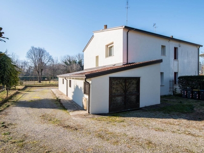 Villa bifamiliare in vendita a Padova Terranegra