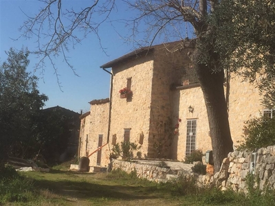 Villa in vendita a Terracina - Zona: Frasso
