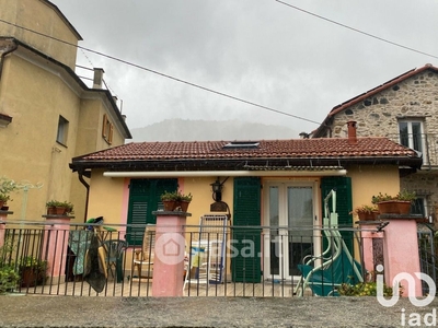 Villa in Vendita in Salita Superiore Gambonia 14 a Genova