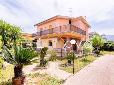 Villa in Vendita in Via Beccaccia 7 a Carini