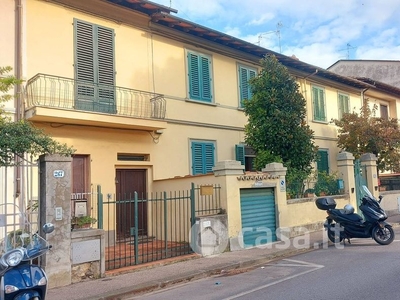 Casa indipendente in Vendita in Via di Ripoli a Firenze
