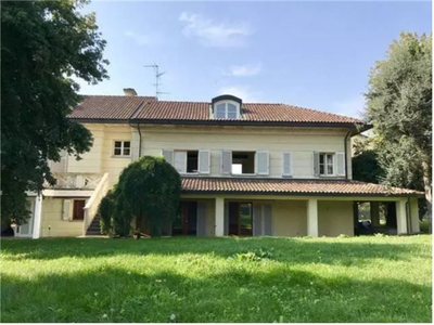 Villa in Via Palmiro Togliatti, 1, Zibido San Giacomo (MI)