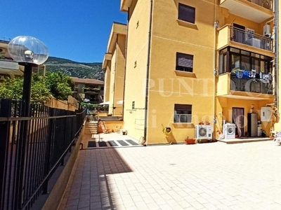 Appartamento in Via San Lorenzo, Palermo, 5 locali, 2 bagni, 126 m²